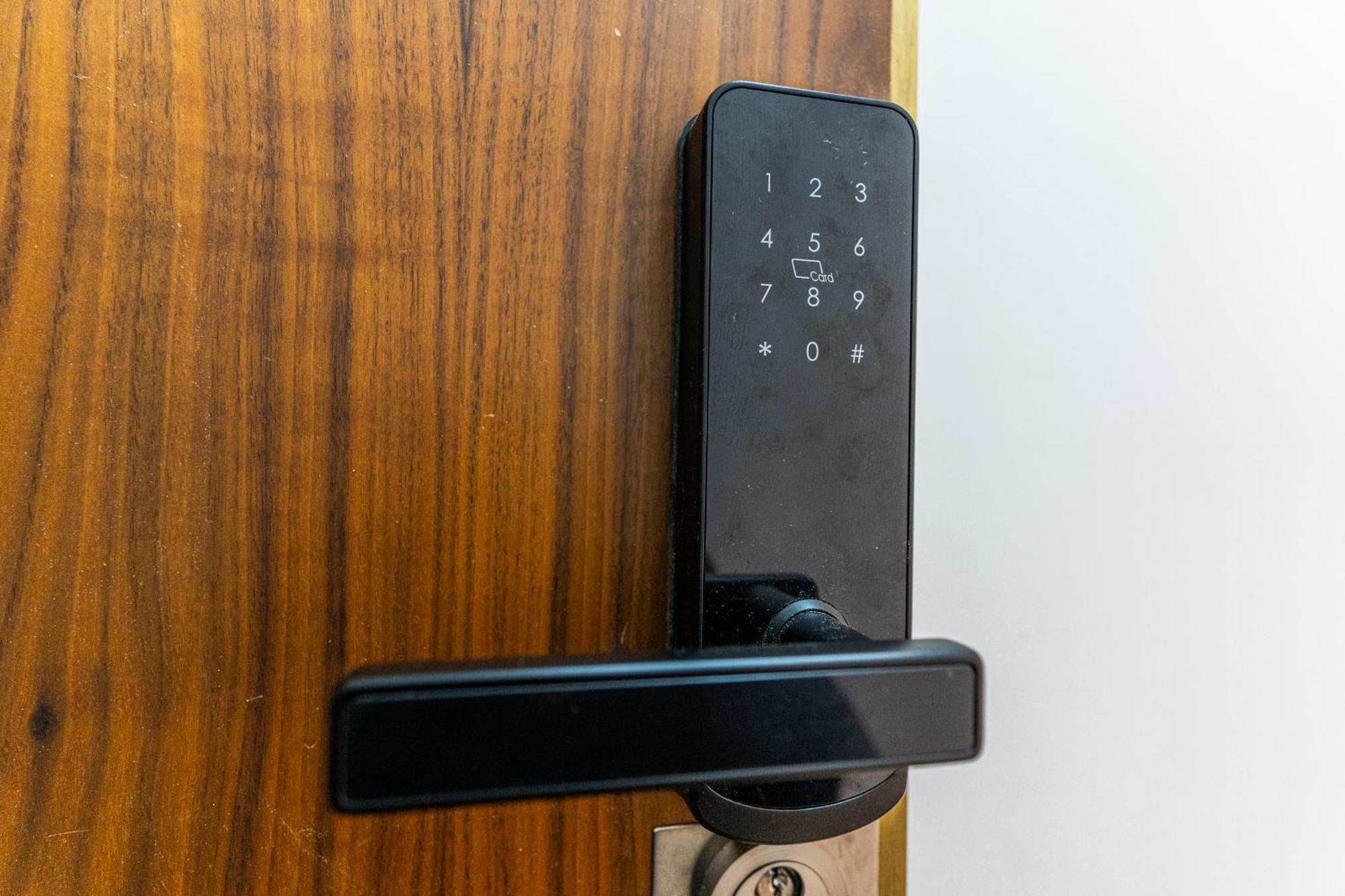 Vr Estudios Apartments Madrid Exterior photo