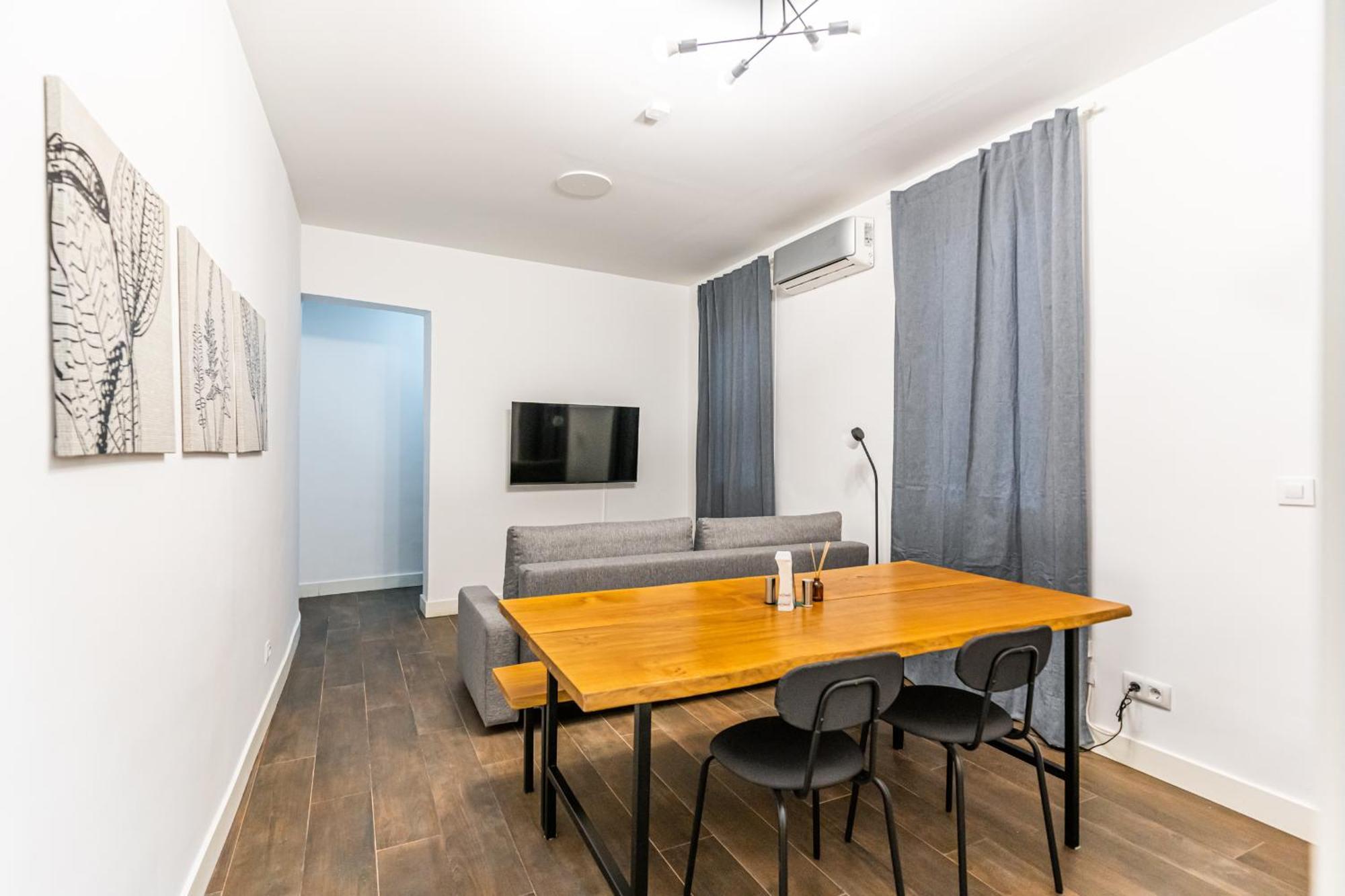 Vr Estudios Apartments Madrid Exterior photo
