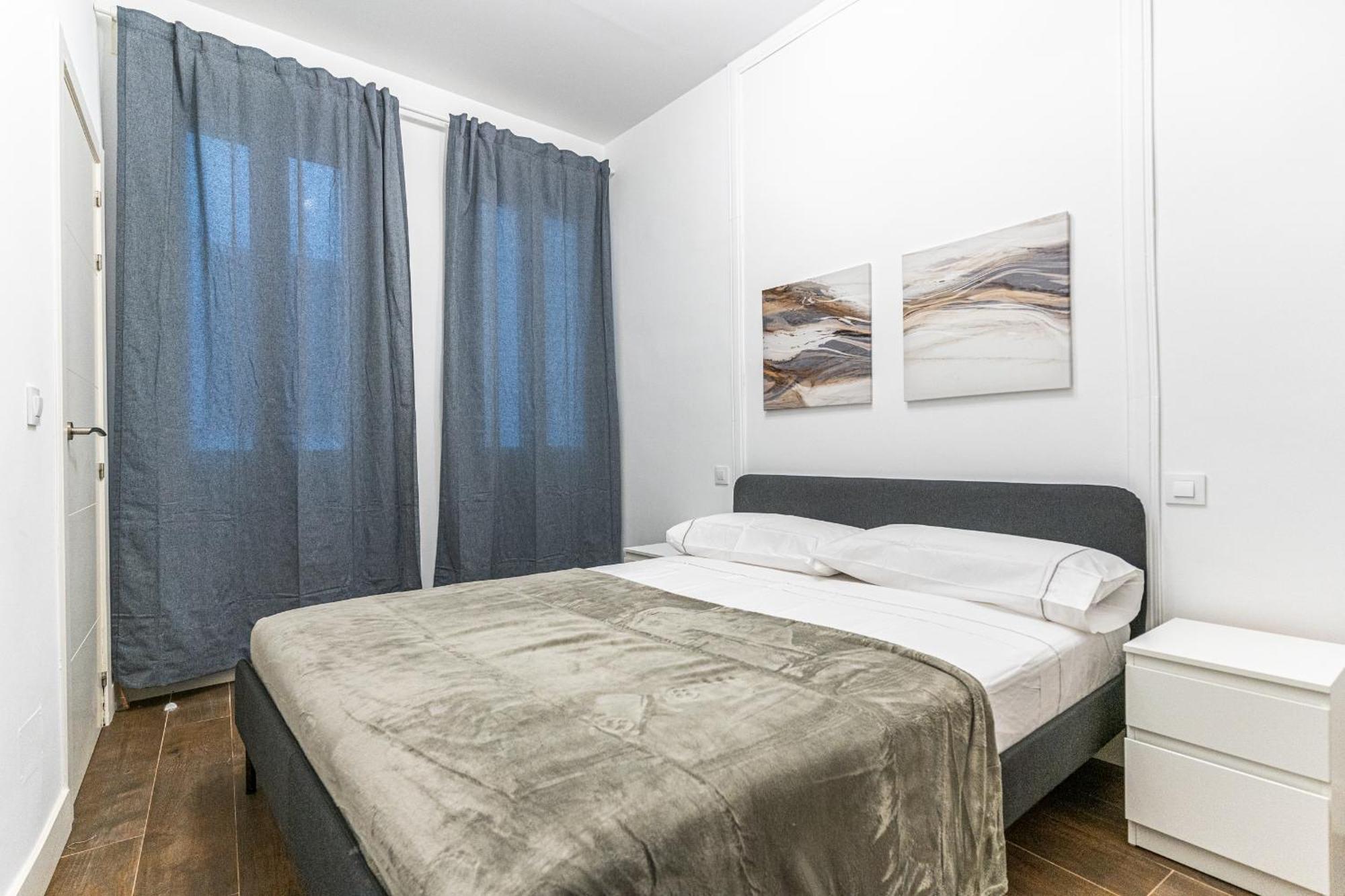 Vr Estudios Apartments Madrid Exterior photo