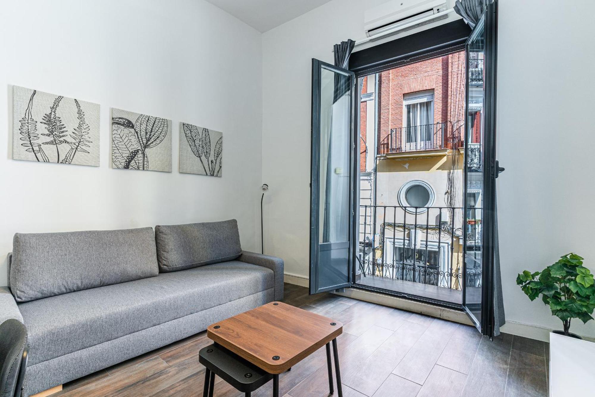 Vr Estudios Apartments Madrid Exterior photo